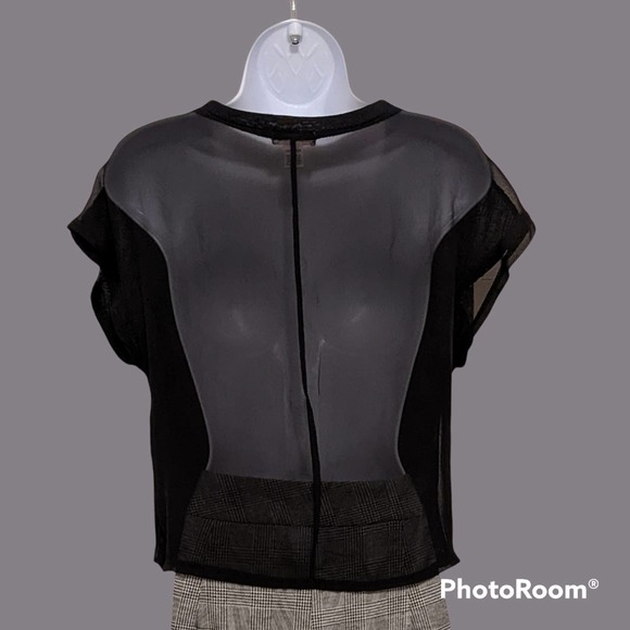 Concert Black Sequin Crop Top with Cap Sleeves Size S - Picture 2 of 2